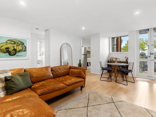 Apartment for rent in Port Melbourne, Melbourne
