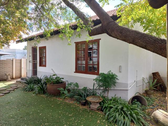 Townhouse for sale in Bloemfontein, Free State