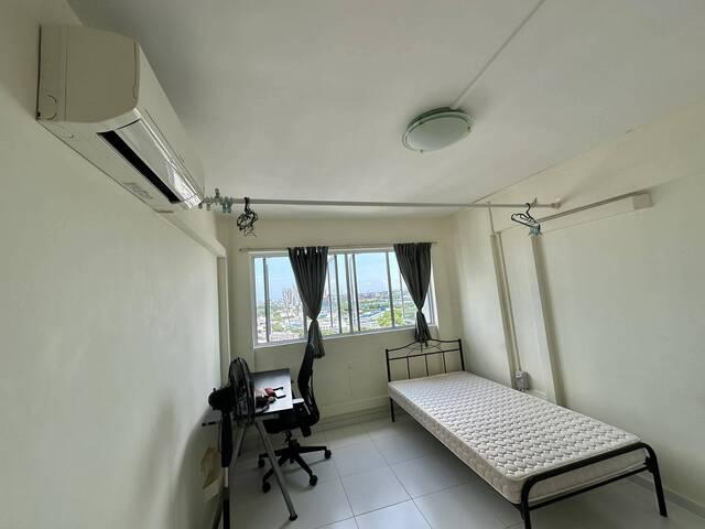 Room for rent