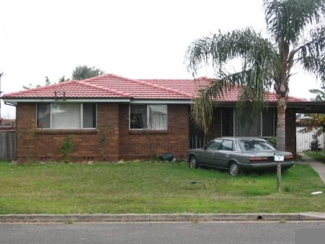 House for rent in Canley Heights