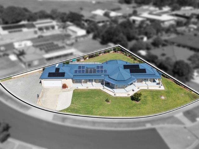 House for sale in Lakes Entrance, Victoria