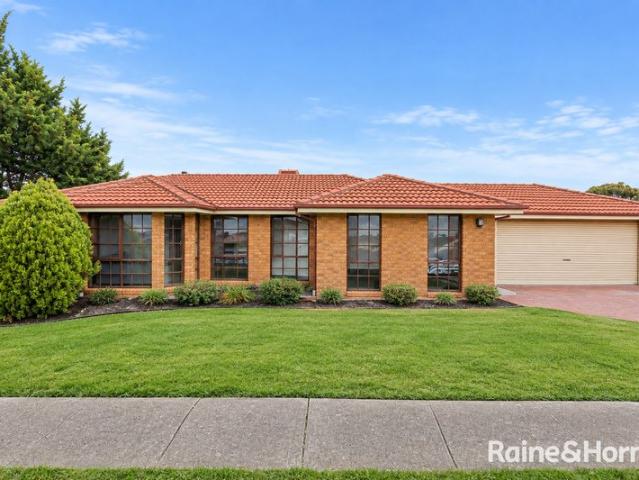 House for rent in Parkwood Green, Melbourne