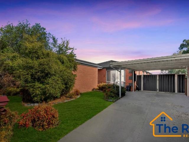 House for rent in Thoroughbred, Melbourne