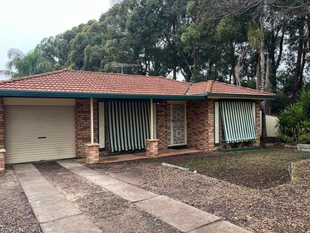 House for rent in Currans Hill, Sydney