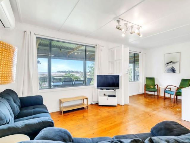 House for rent in Clayton Bay, South Australia