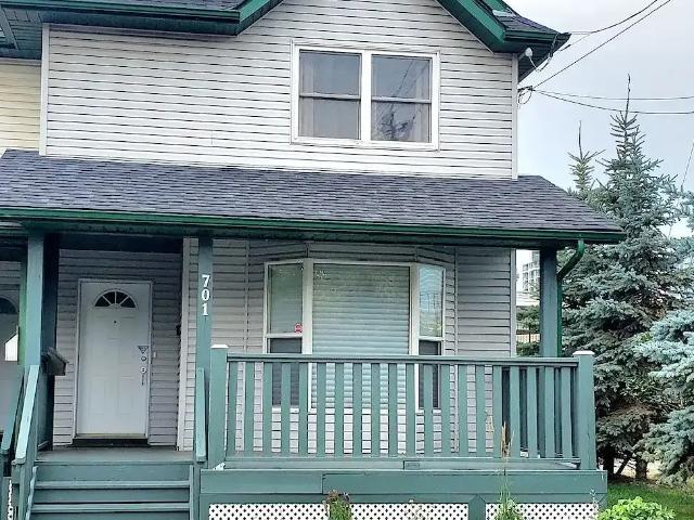 House for rent in Bridgeland/Riverside, Calgary
