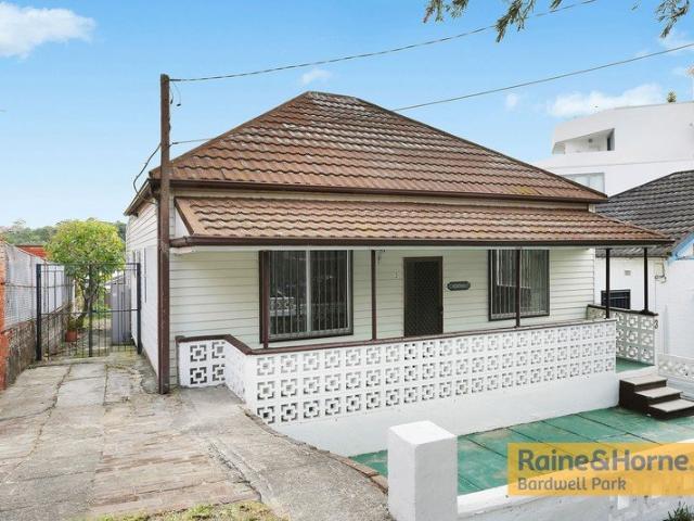 House for rent in St George, Sydney