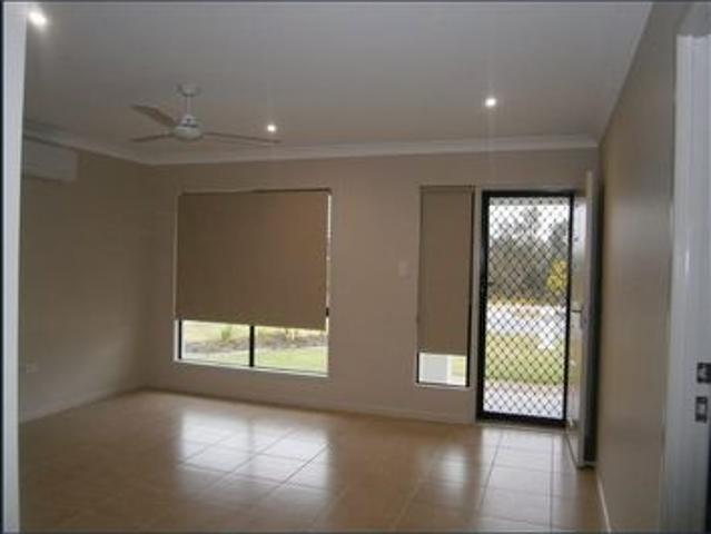 House for rent in Mount Louisa, Queensland