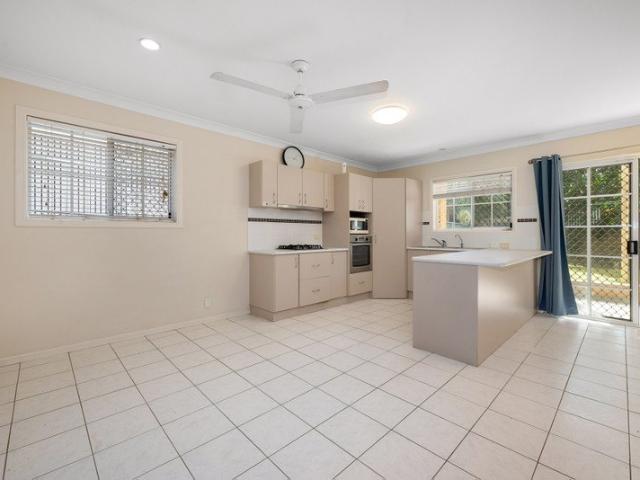 Apartment for rent in Toombul, Queensland