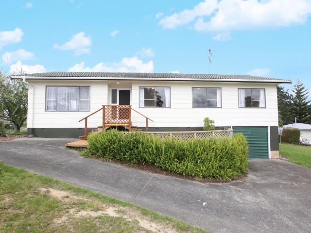House for rent in Wairau Valley