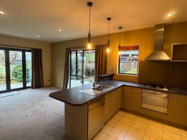 House for rent in Otakou