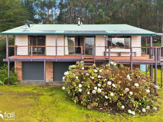 House for rent in Eaglehawk Neck, Tasmania
