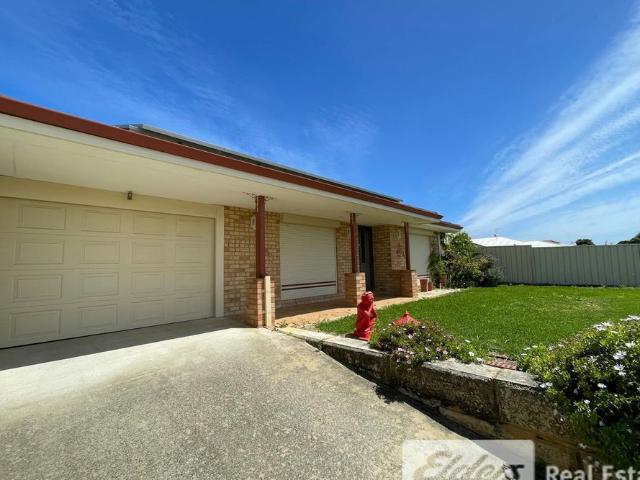 House for rent in Waikiki, City of Rockingham