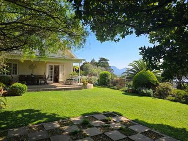 House for sale in Cape Town, Western Cape