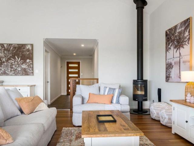 House for rent in Suffolk Park, New South Wales