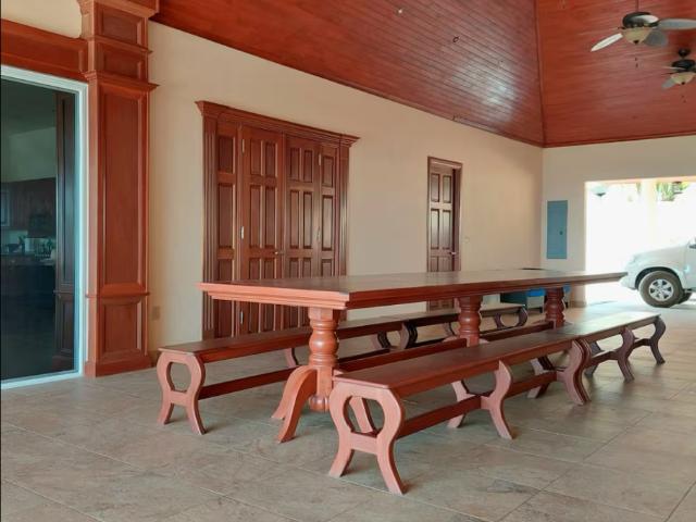 Spacious Home with Stunning Ocean Views