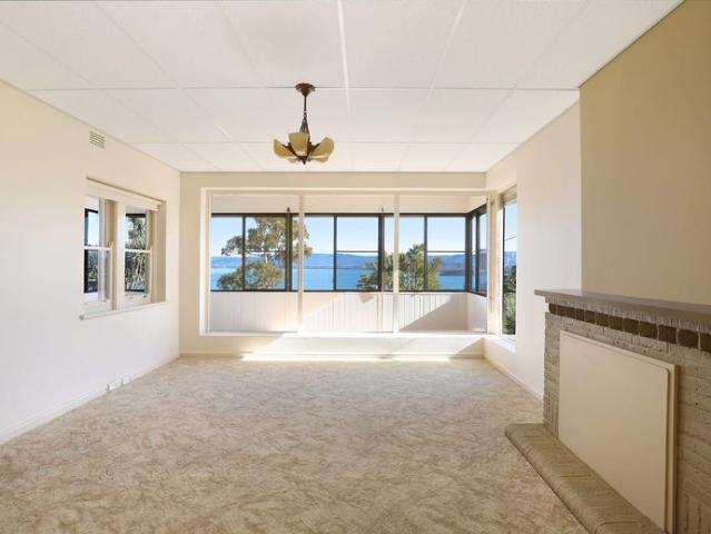 House for rent in Wollongong West, New South Wales