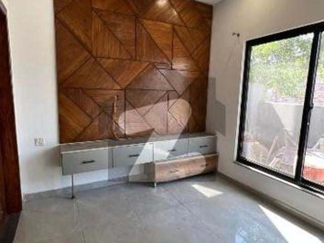 House for sale in Faisalabad, Islamabad Capital Territory