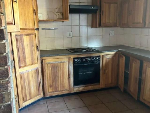 House for rent in Waterkloof, Gauteng