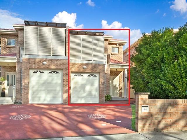 Duplex for rent in St George, Sydney