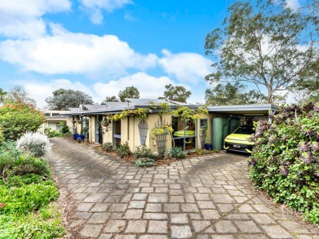 Apartment for sale in Camerons Creek, Victoria