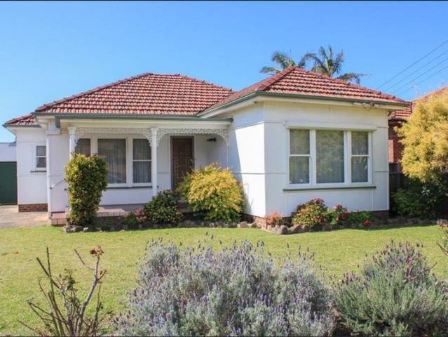House for rent in Wollongong West, New South Wales