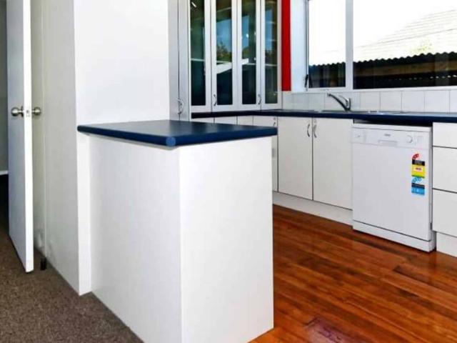 House for rent in Chaslands, Canterbury
