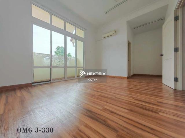 Residential House for sale in Petaling, Subang Jaya