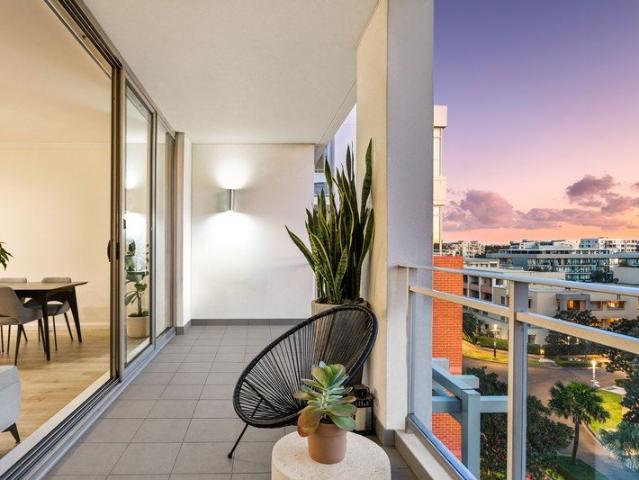 Apartment for sale in Wentworth Point, Sydney
