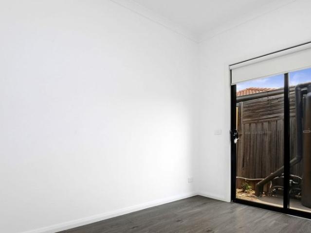 Townhouse for rent in South Morang, Melbourne