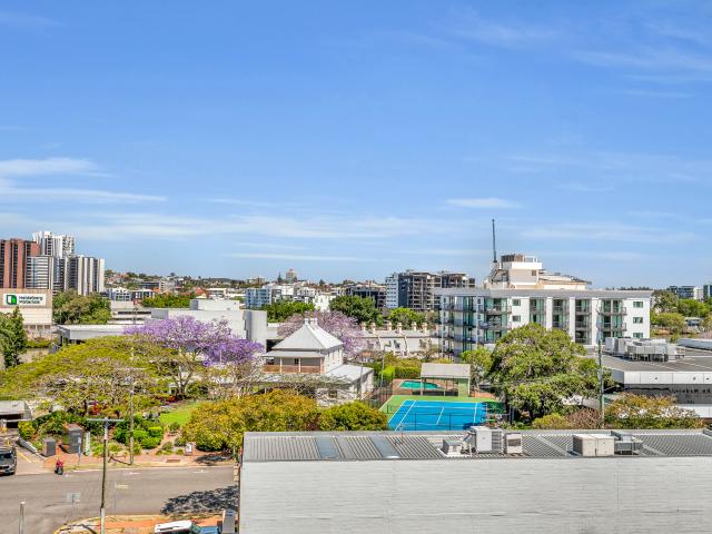 Apartment for sale in Toombul, Queensland