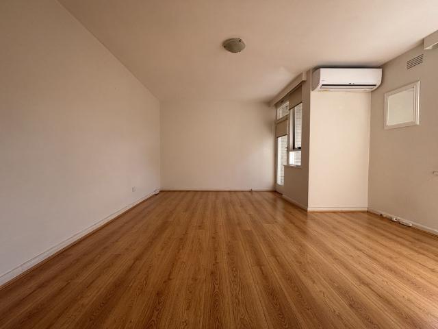 Apartment for rent in Travancore, Melbourne