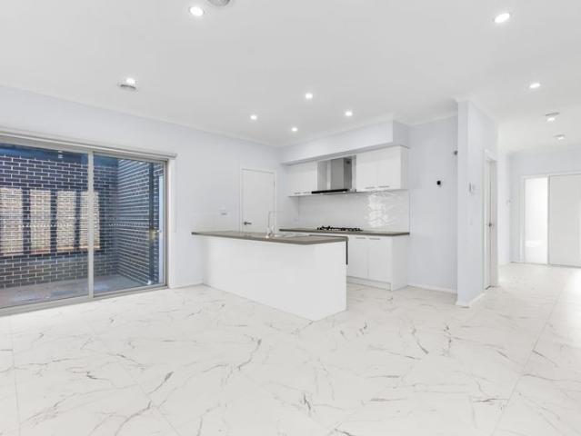Townhouse for rent in Camerons Creek, Victoria