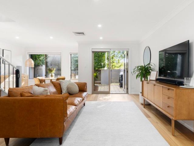 Townhouse for sale in Sutherland, New South Wales