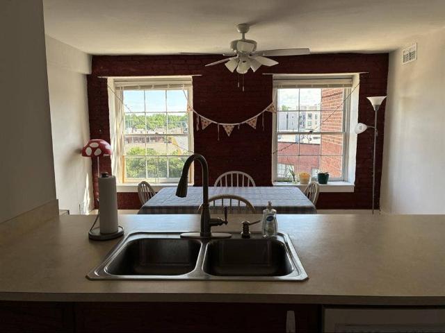 Room for rent in Cleveland, Ohio