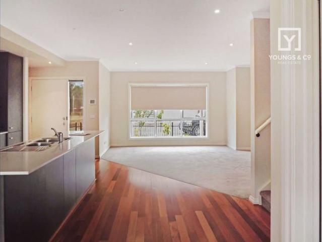 Townhouse for rent in Shepparton, Victoria