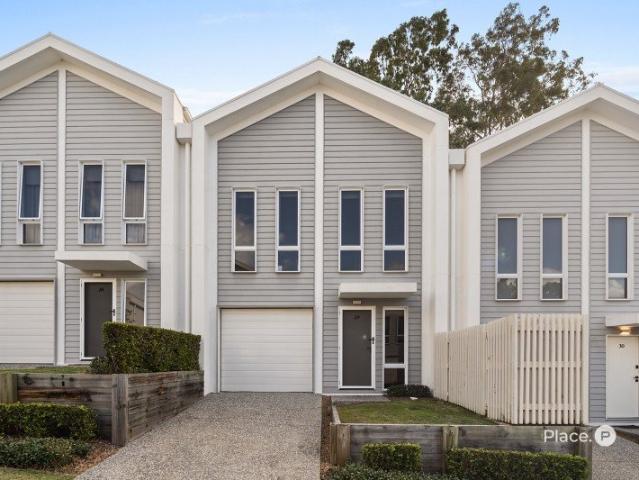Townhouse for sale in Toombul, Queensland