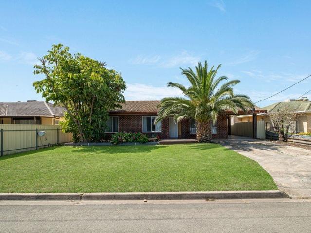 House for sale in Port Noarlunga South, Adelaide