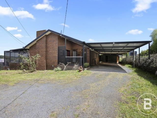 House for sale in Mount Pleasant, Ballarat