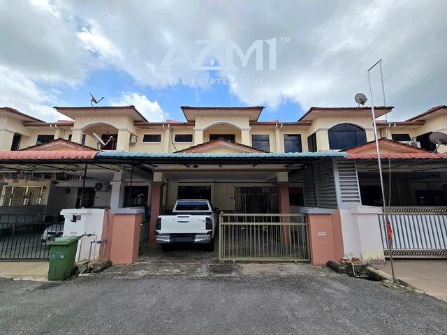 Terraced House for sale in Long Miri, Sarawak