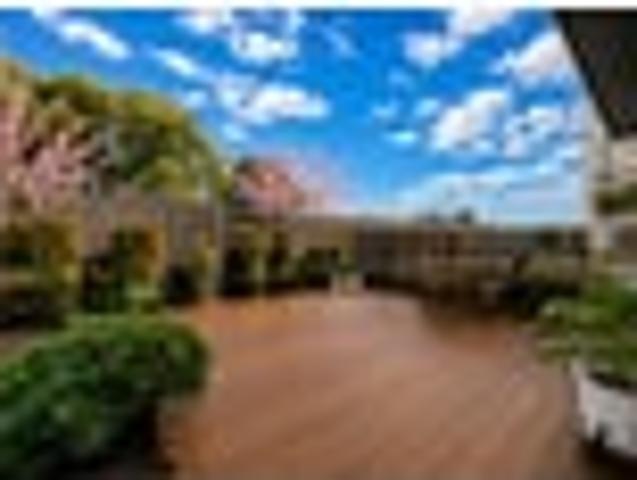 Townhouse for sale in Lynfield, Oroua County