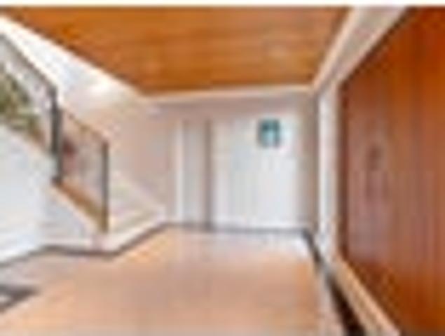 House for sale in Paremoremo