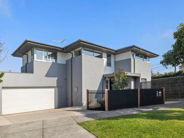Townhouse for sale in Camerons Creek, Victoria