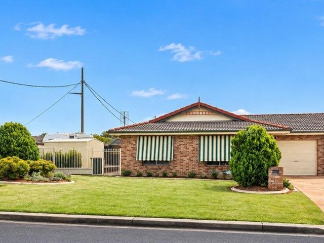 Duplex for rent in Kootingal, New South Wales