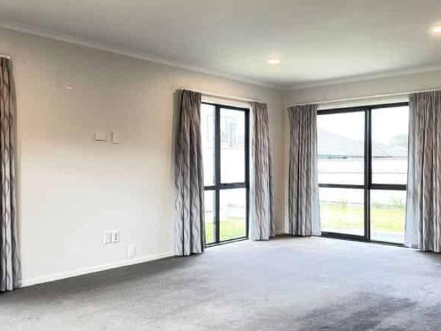 House for rent in Pauatahanui, Wellington