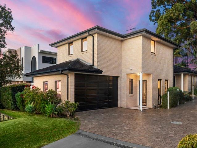 Townhouse for sale in Sutherland, New South Wales