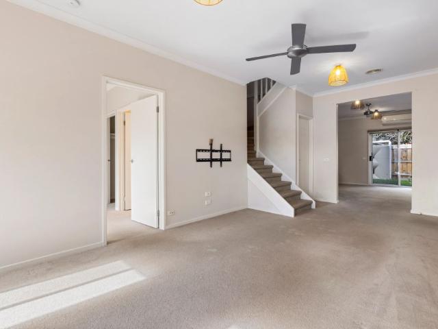 Townhouse for rent in Camerons Creek, Victoria