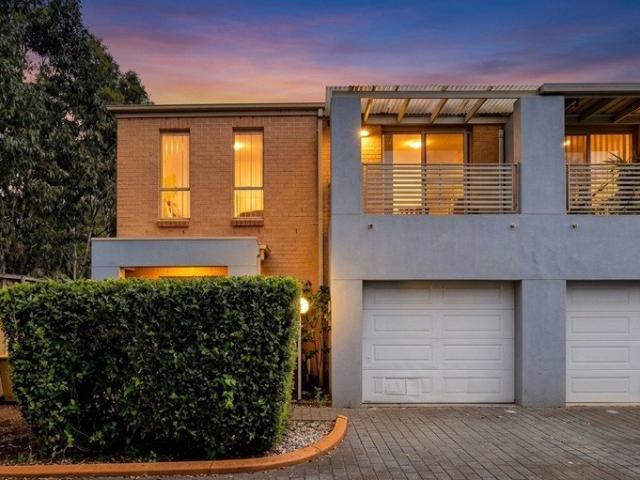 Townhouse for rent in Prestons, Sydney