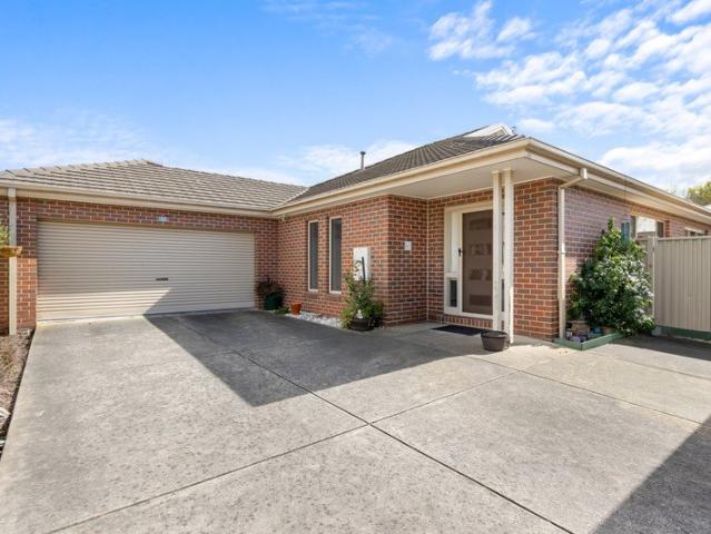Townhouse for sale in Ballarat, Victoria