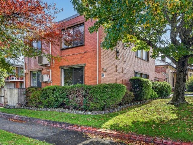 Apartment for sale in Camerons Creek, Victoria